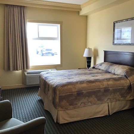 Big Lake Inn Slave Lake 外观 照片
