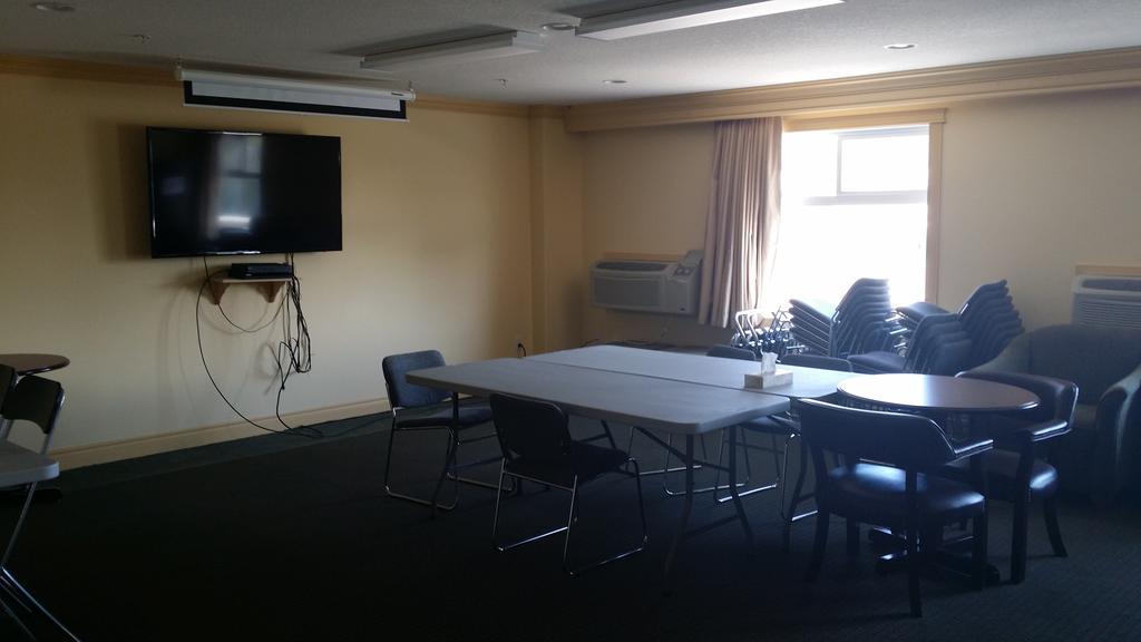 Big Lake Inn Slave Lake 外观 照片