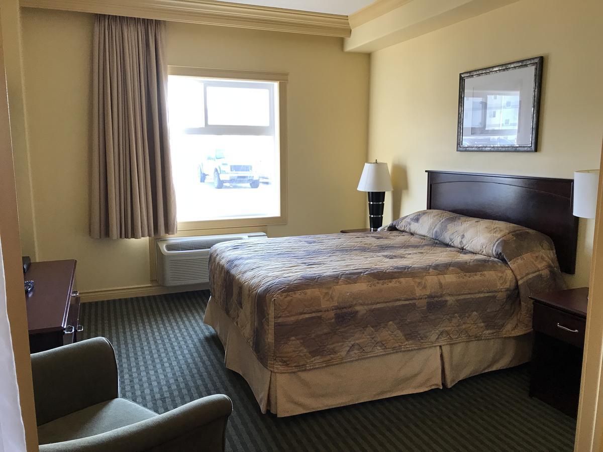 Big Lake Inn Slave Lake 外观 照片