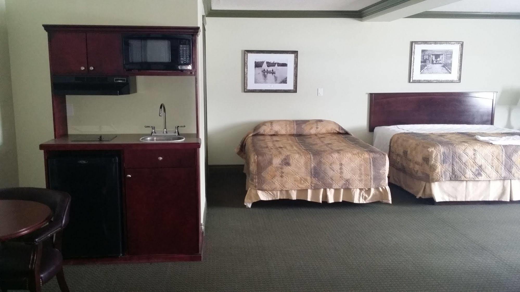 Big Lake Inn Slave Lake 外观 照片