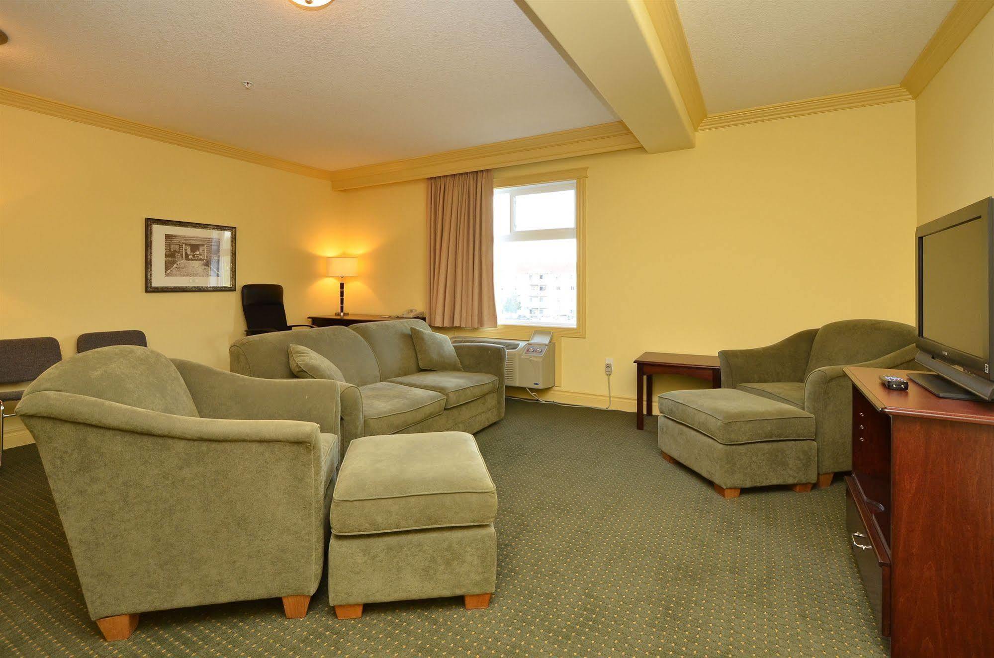 Big Lake Inn Slave Lake 外观 照片